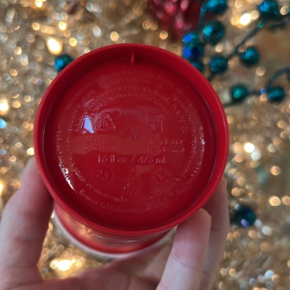 Starbucks Red Cup Holiday Reusable Cup 2023 - Picture 5 of 6